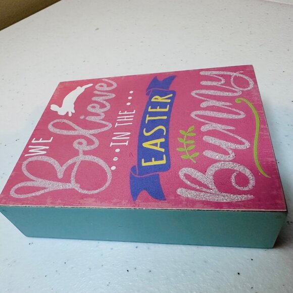 WE BELIEVE IN THE EASTER BUNNY wood block sign decoration glitter Easter decor - Picture 8 of 10